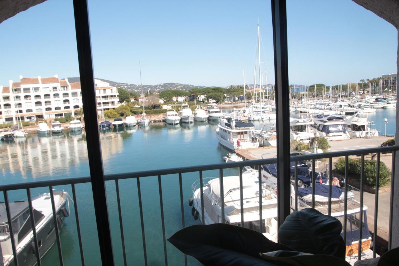 Bel Appartement Vue Mer Cogolin Buitenkant foto
